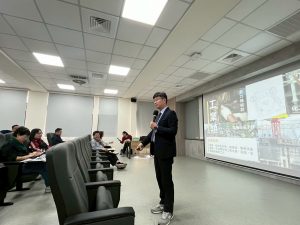 LINE_ALBUM_國、高中技職宣講培訓_251229_24